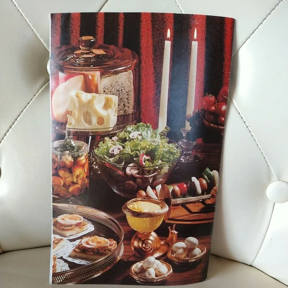 Good Things To Eat With Moonlight Mushrooms Vintage‎ Cookbook Pamphlet Booklet